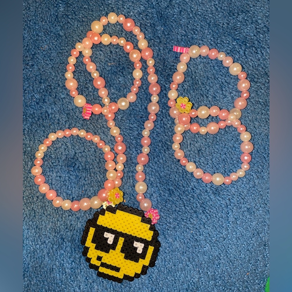 Flower Pearls and Sunglasses Emoji Kandi set 5pc